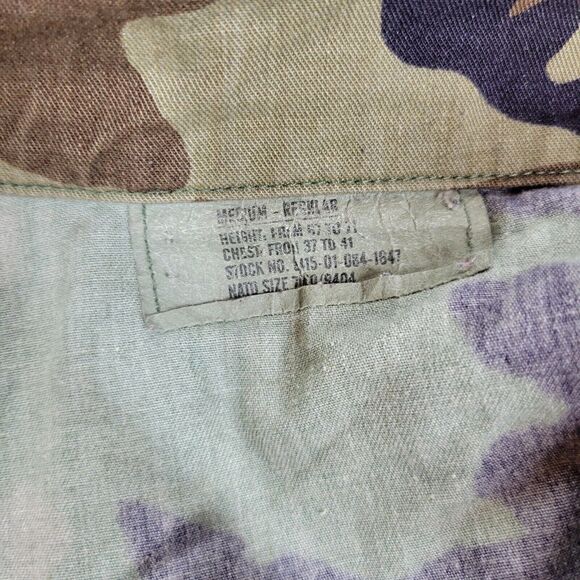 Military Shirt Mens Size Medium US Army Woodland Camo Winter Cold Y2k Gorpcore - Picture 9 of 16